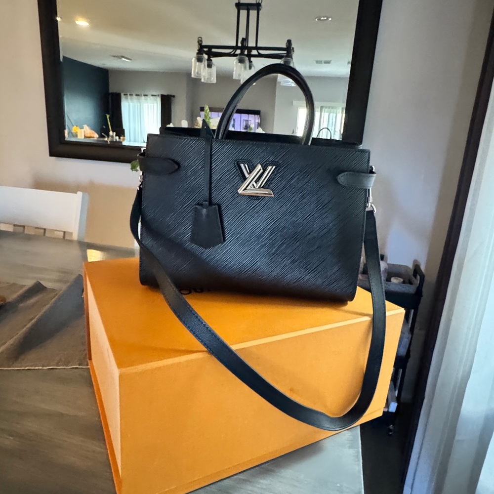 Louis Vuitton Twist Tote Epi
